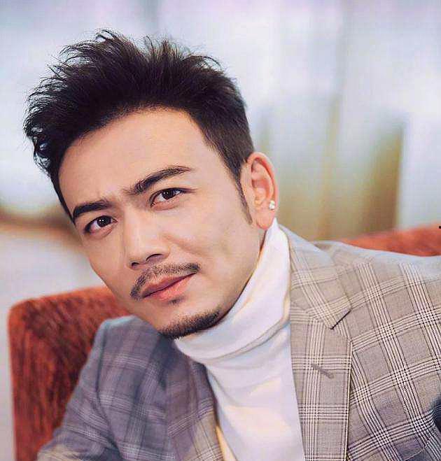 娱乐圈吃瓜熊婶,揭秘熊婶的吃瓜传奇